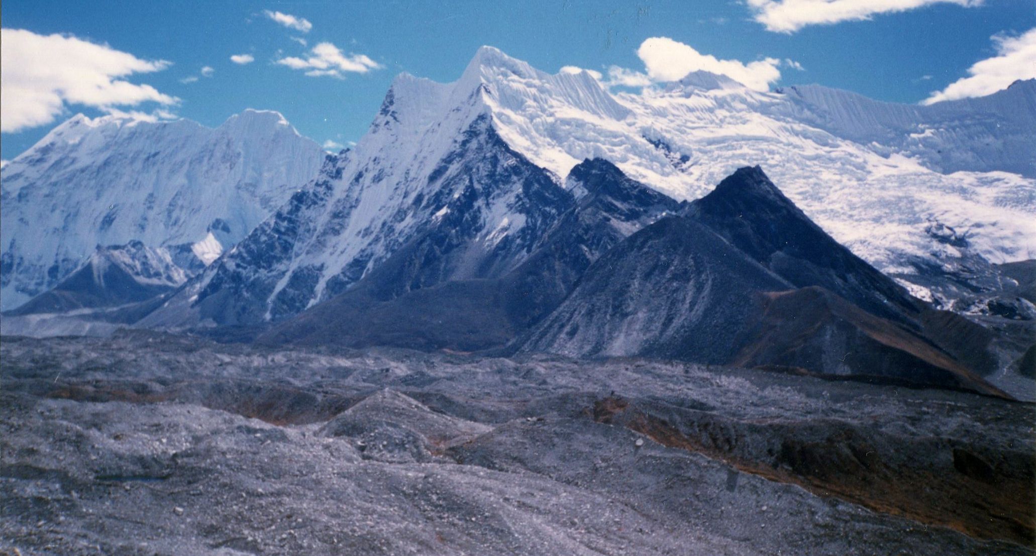 Peaks above Chukhung Valley