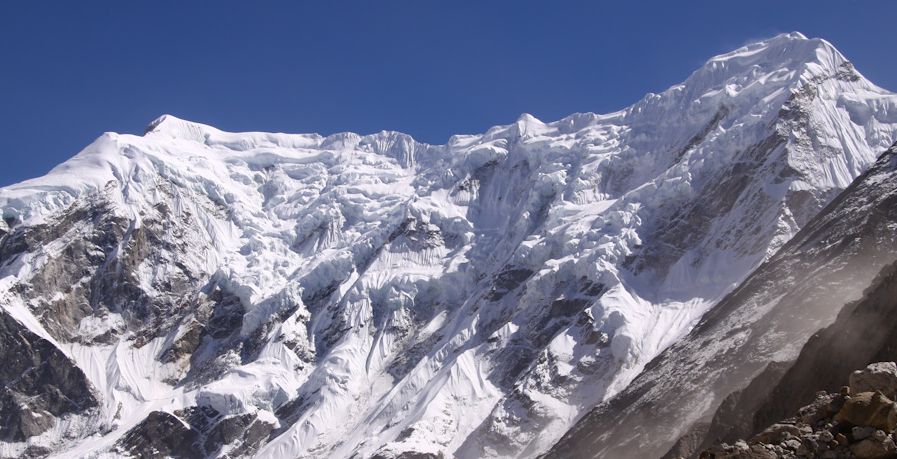 Parchamo / Parchoma ( 6273m ) and Mt.Bigphero Go Char from the Trakarding Glacier