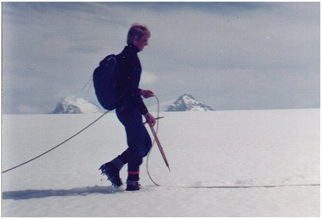 Traverse of Okstinden Ice Field