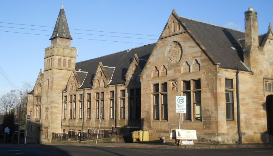 Derelict sandstone villa in Greyfriars Road