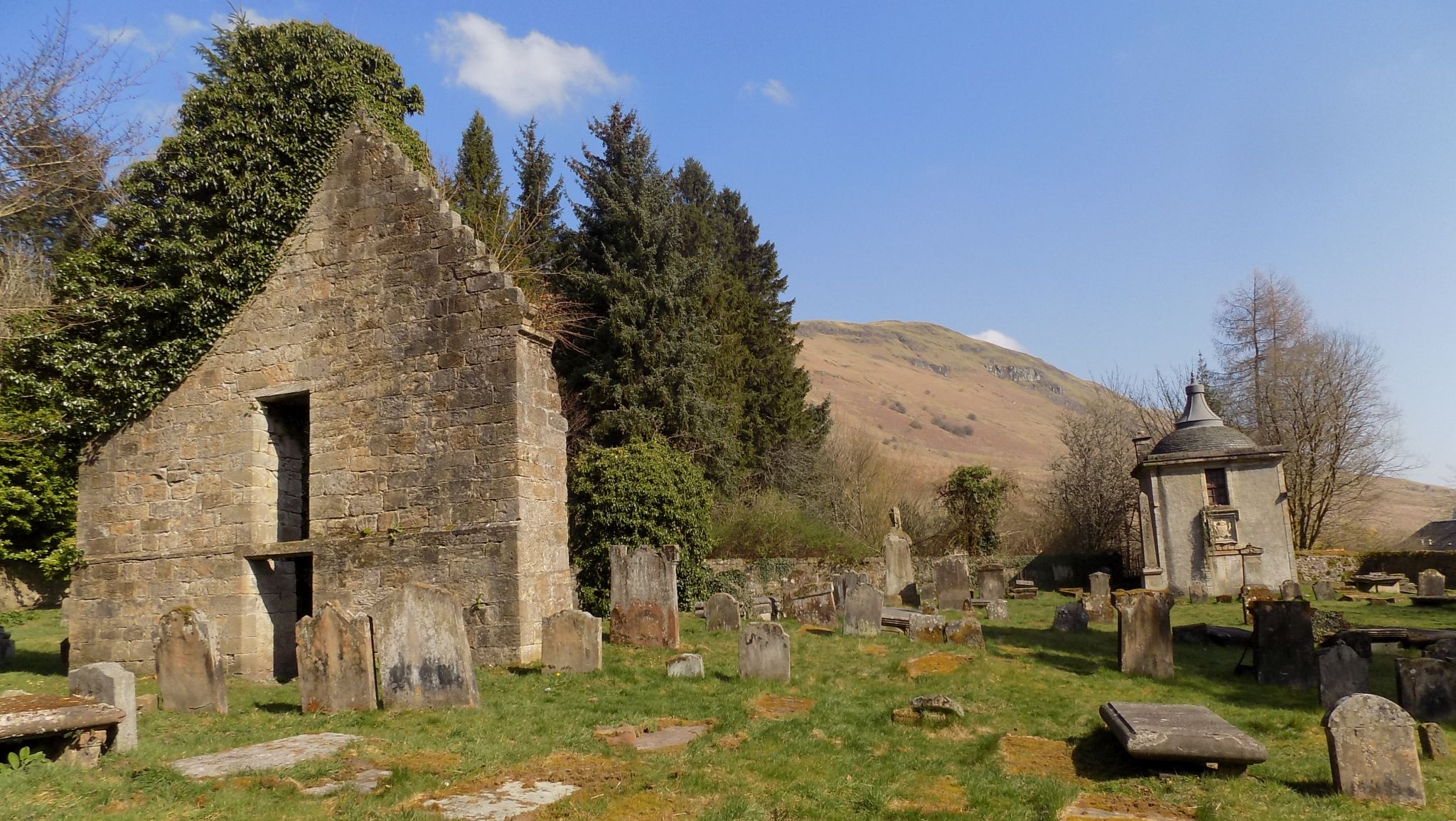 St.Machan's Church at Clachan of Campsie