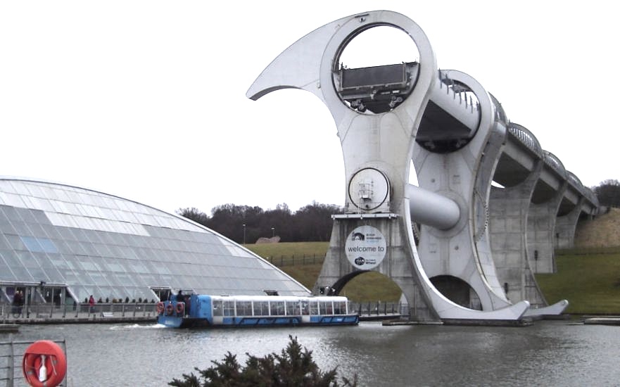 Boat entering the Falkirk Wheel