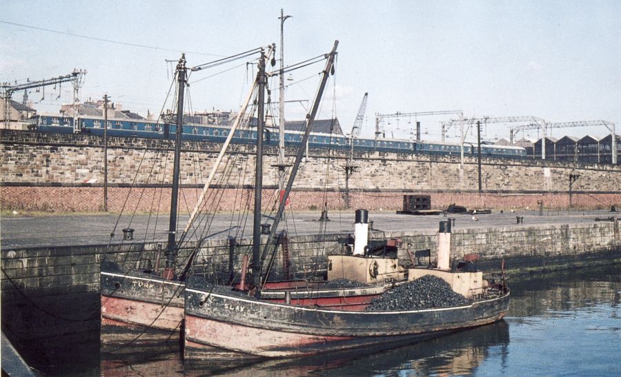 Glasgow: Then - Puffers at Queens Dock