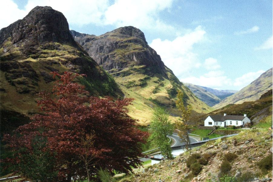 The West Highland Way - Three Sisters of Glencoe - Beinn Fhada, Gearr Aonach and Aonach Dubh