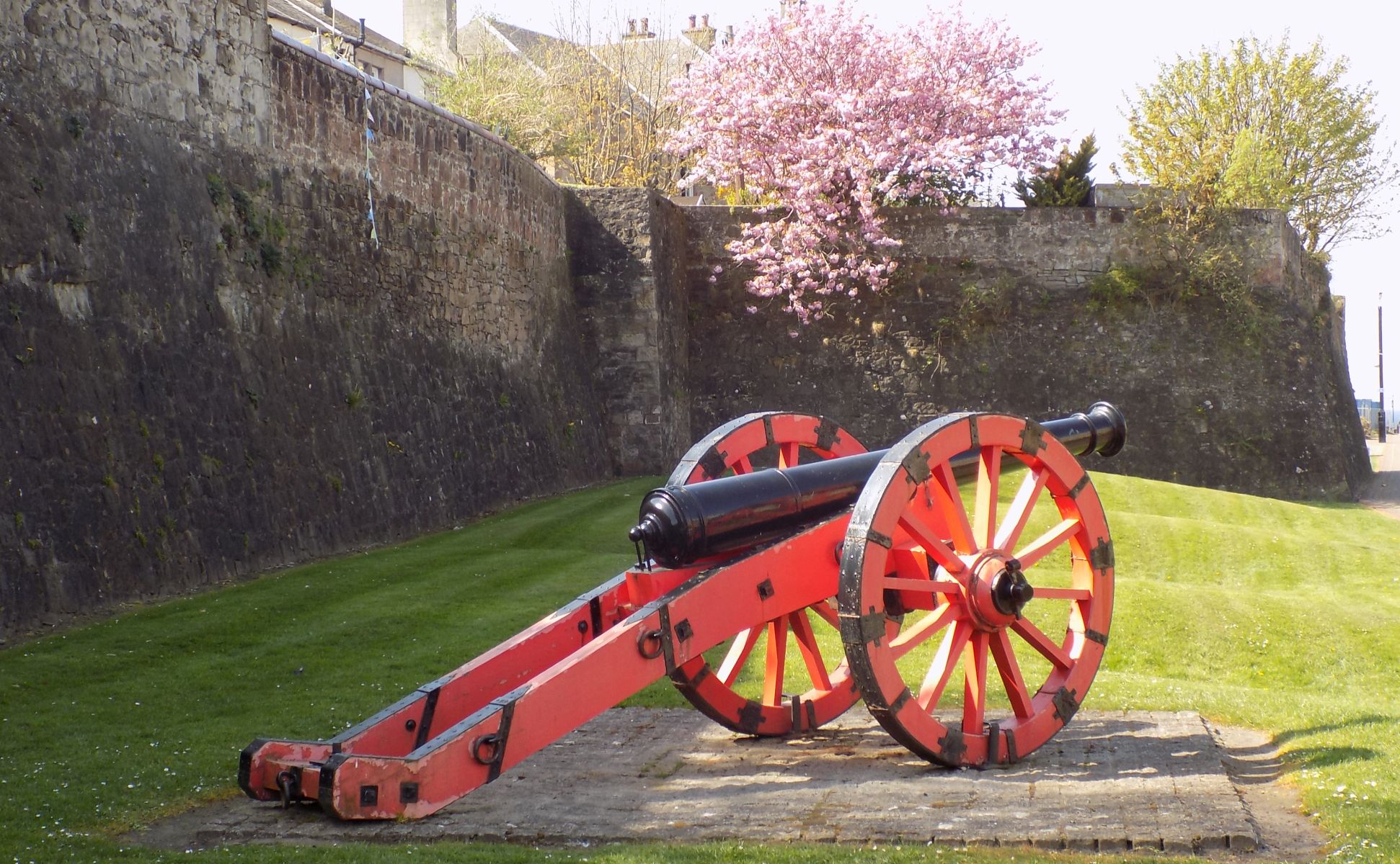 Old cannon at Ayr