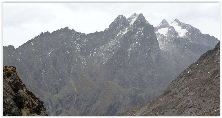 Mount Stanley ( 5,109m ) in Rwenzori Range